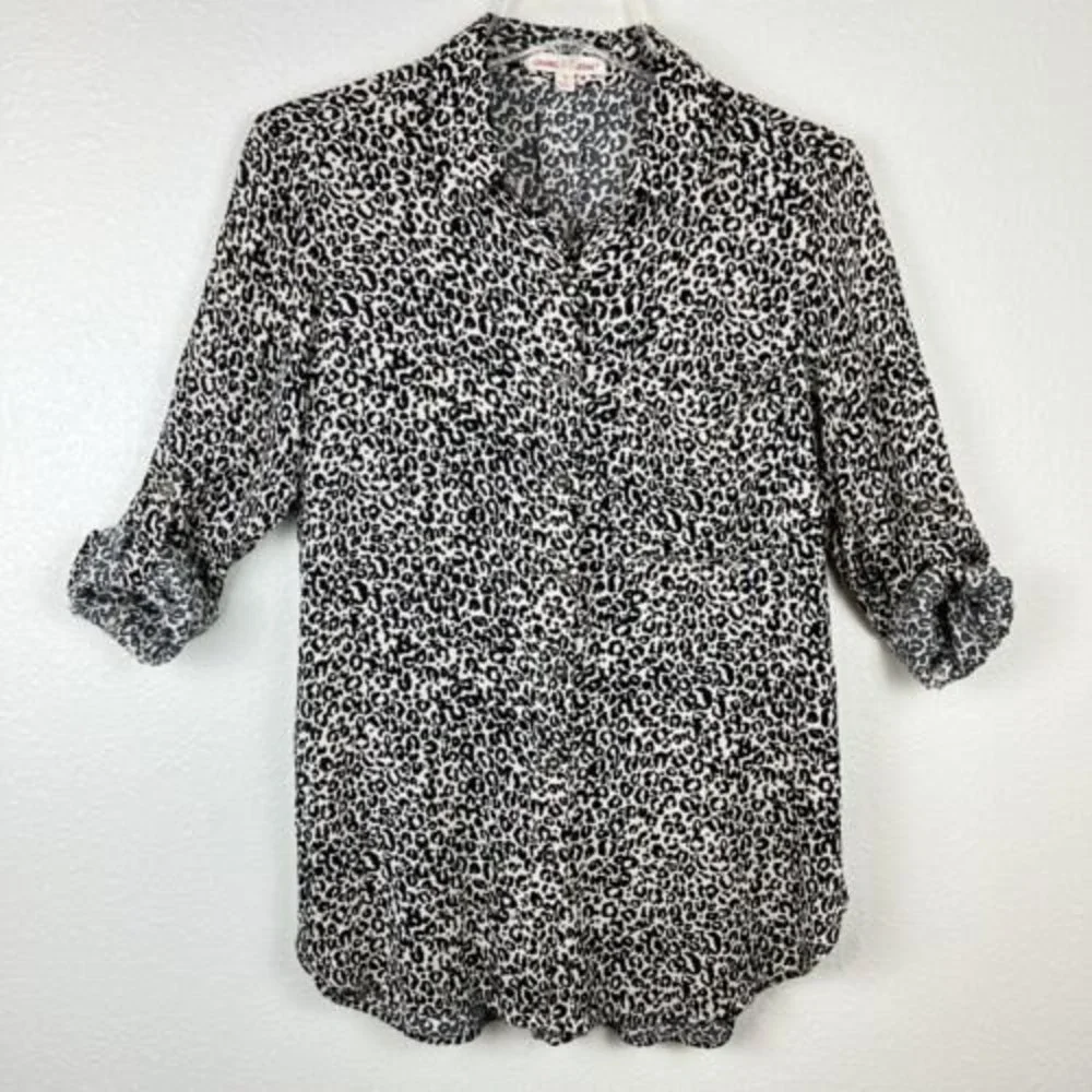 Grand & Greene Small Leopard Animal Print Roll Tab Long Sleeve Button Up Blouse - Picture 3 of 14